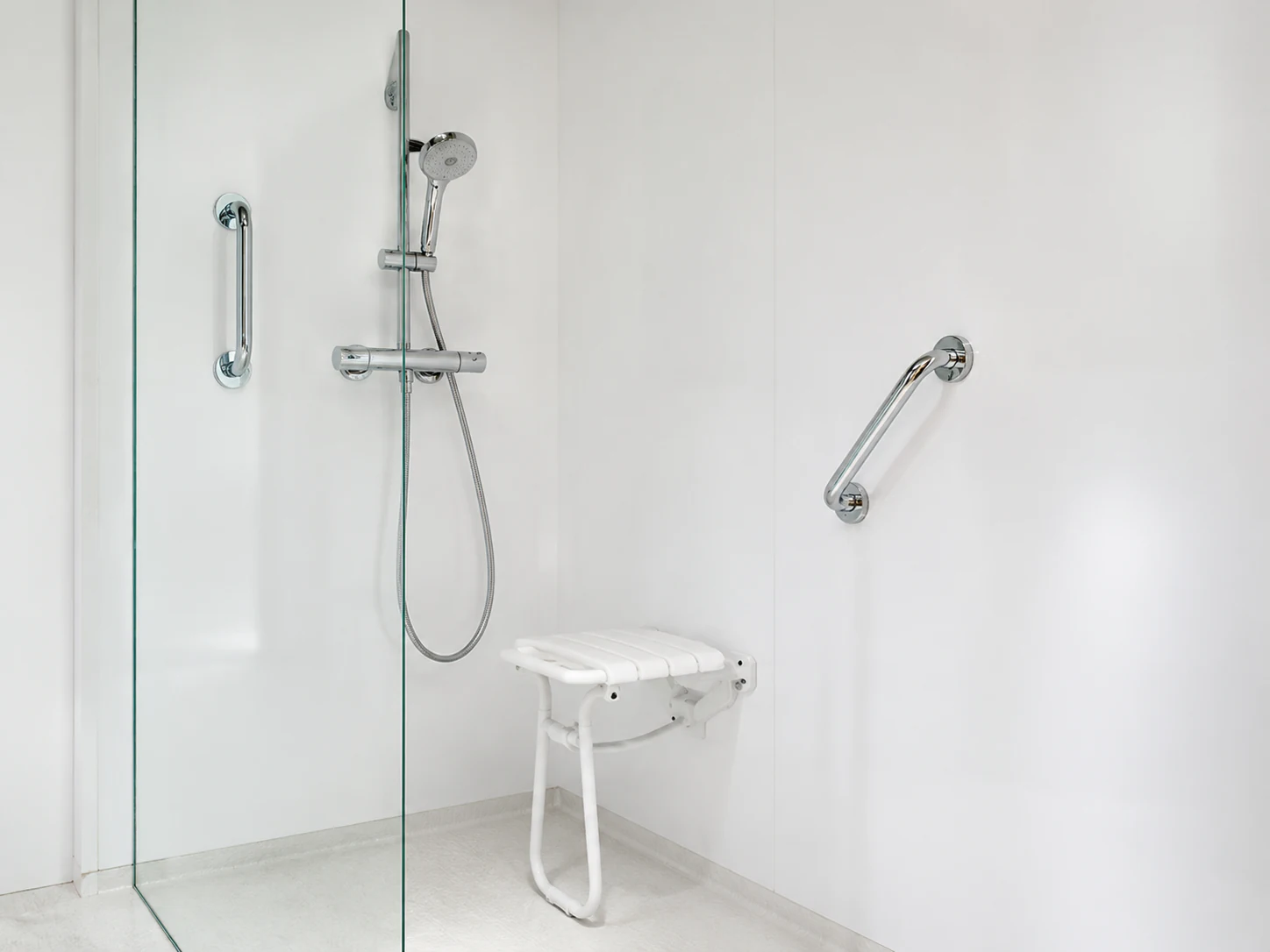 Équipements de sécurité d’une douche senior Zend’O